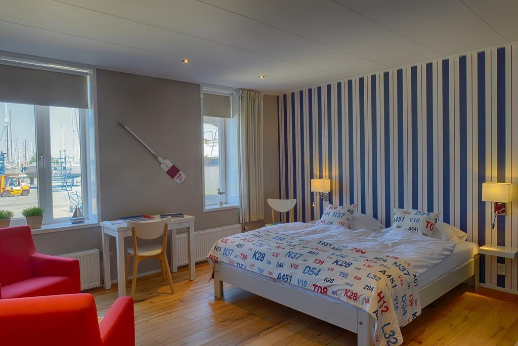 Апартаменты Slapen Op De Haven Монникендам Экстерьер фото
